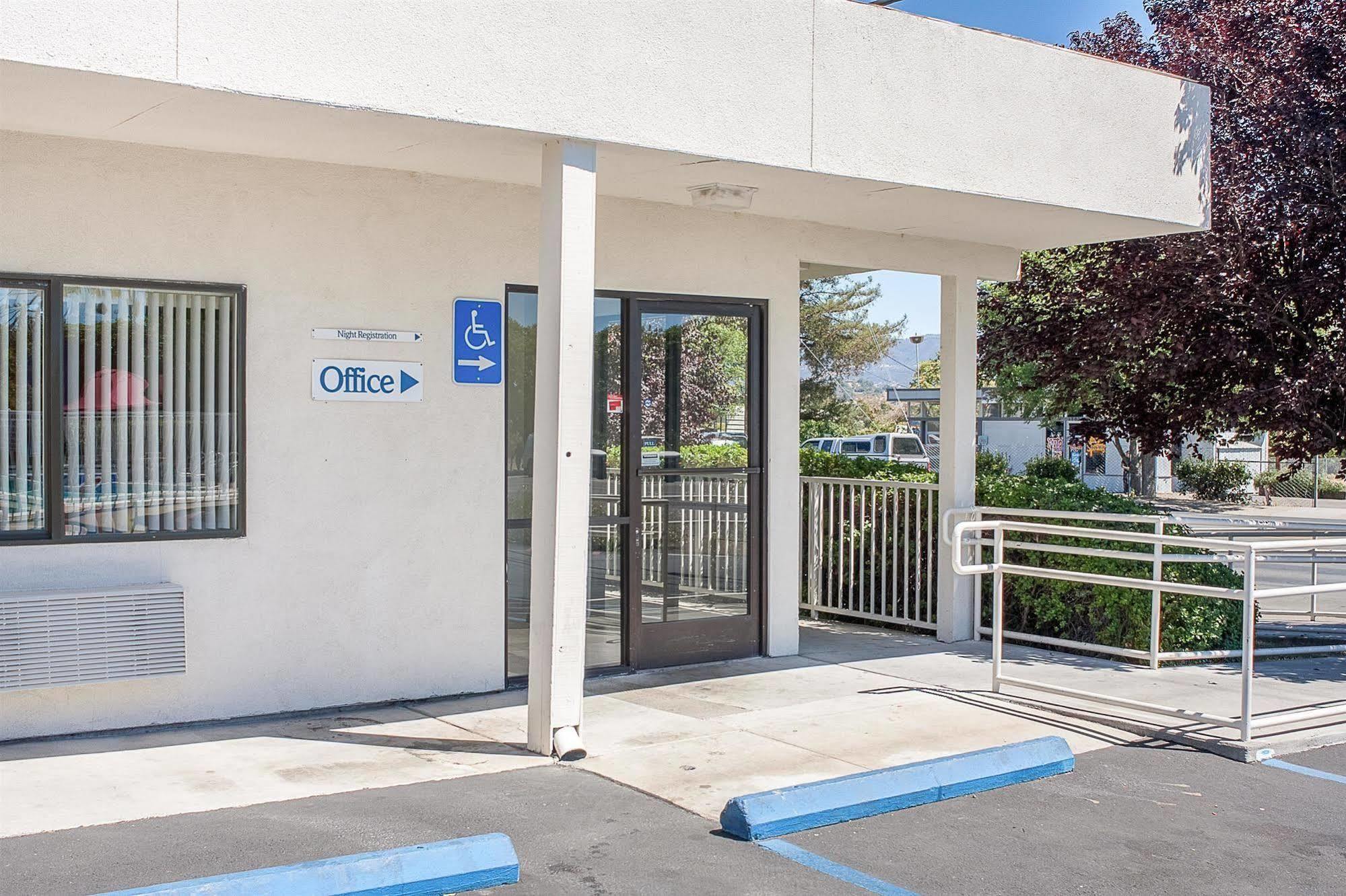 Motel 6-Ukiah, Ca Экстерьер фото